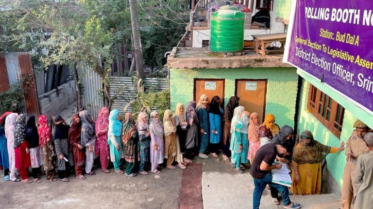J-K polls: Brisk polling in initial hours