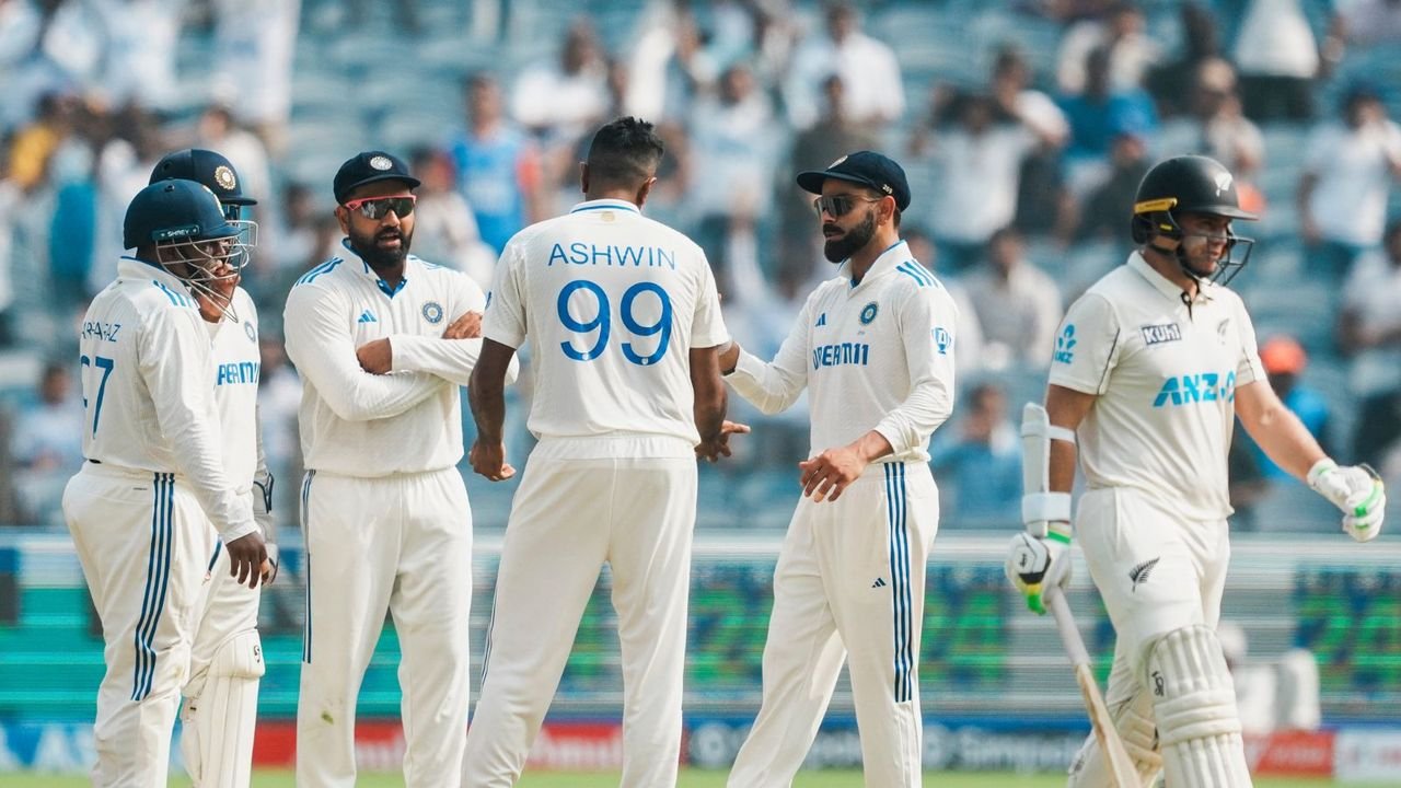 New Zealand extend overall lead to 188 after Santner seven-for knocks out India