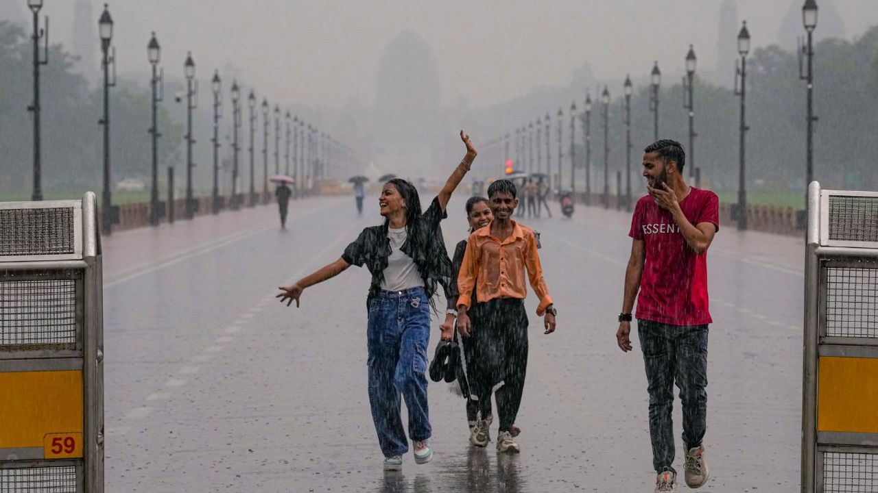Monsoon withdraws from Delhi after above normal rainfall