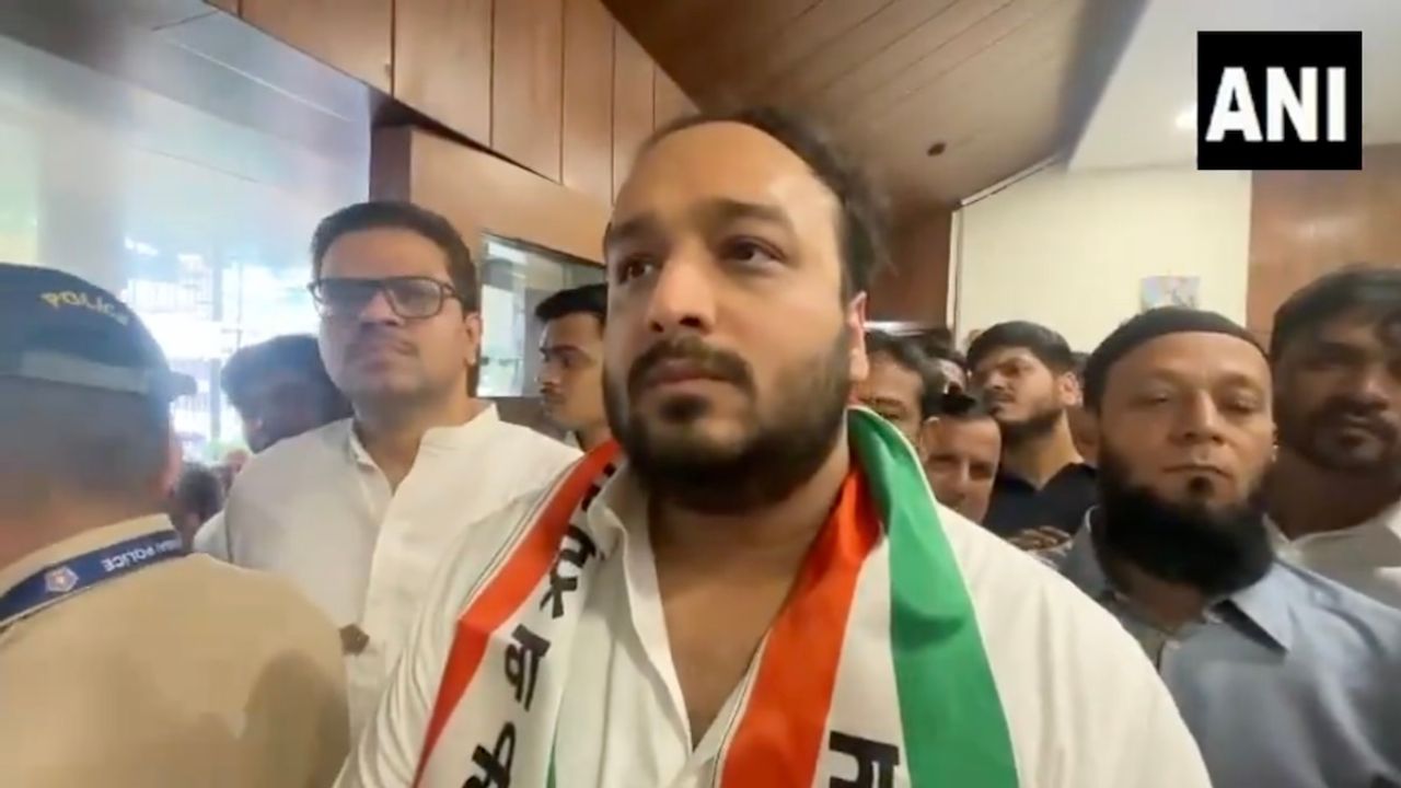 Maharashtra polls: Zeeshan Siddique, two former BJP MPs on NCP’s second list