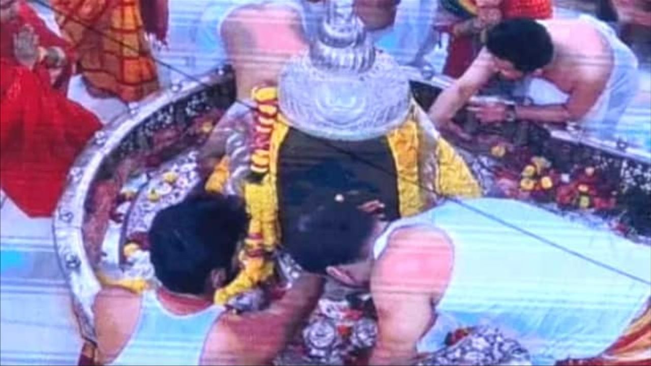 Row over Shrikant Shinde entering Ujjain Mahakal’s sanctum sanctorum despite ban