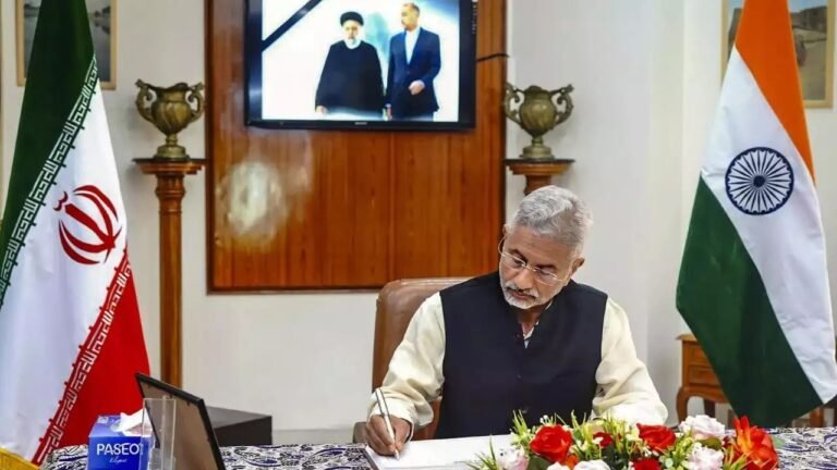 India asks its citizens in Iran to remain vigilant, stay in contact with embassy