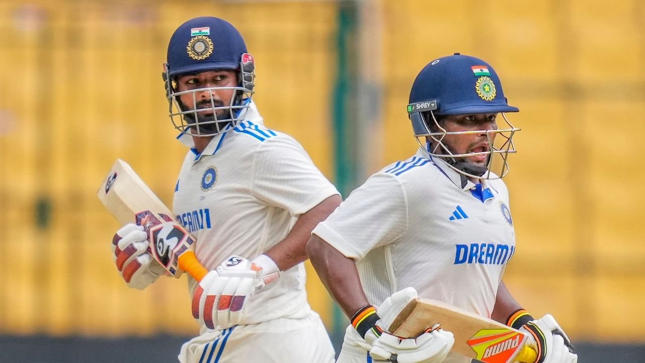 Play resumes as India look to maintain momentum against New Zealand in 1st Test
