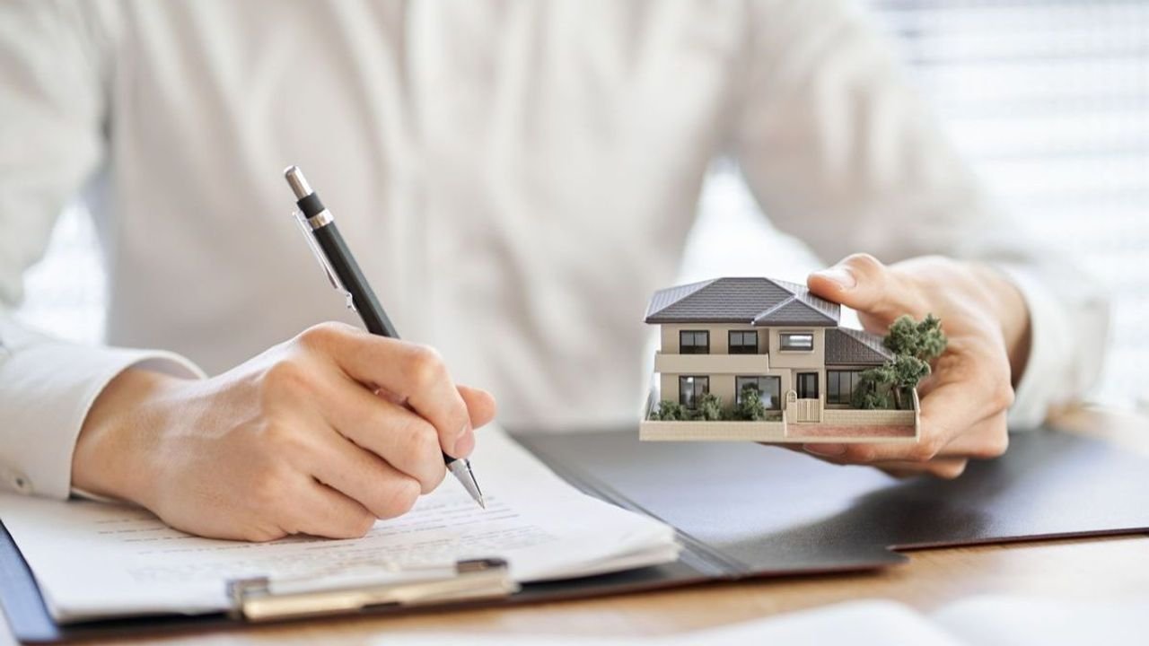 Registration of properties in Mumbai municipal region up 13% during Navratri: Knight Frank