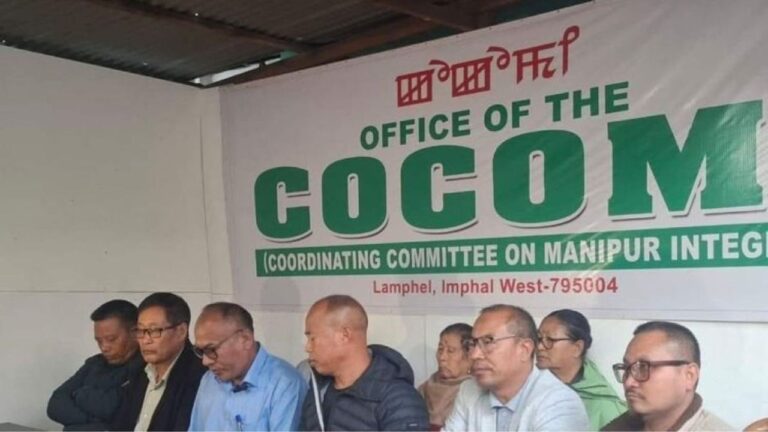 Manipur: COCOMI volunteers force govt employees to vacate offices in Imphal