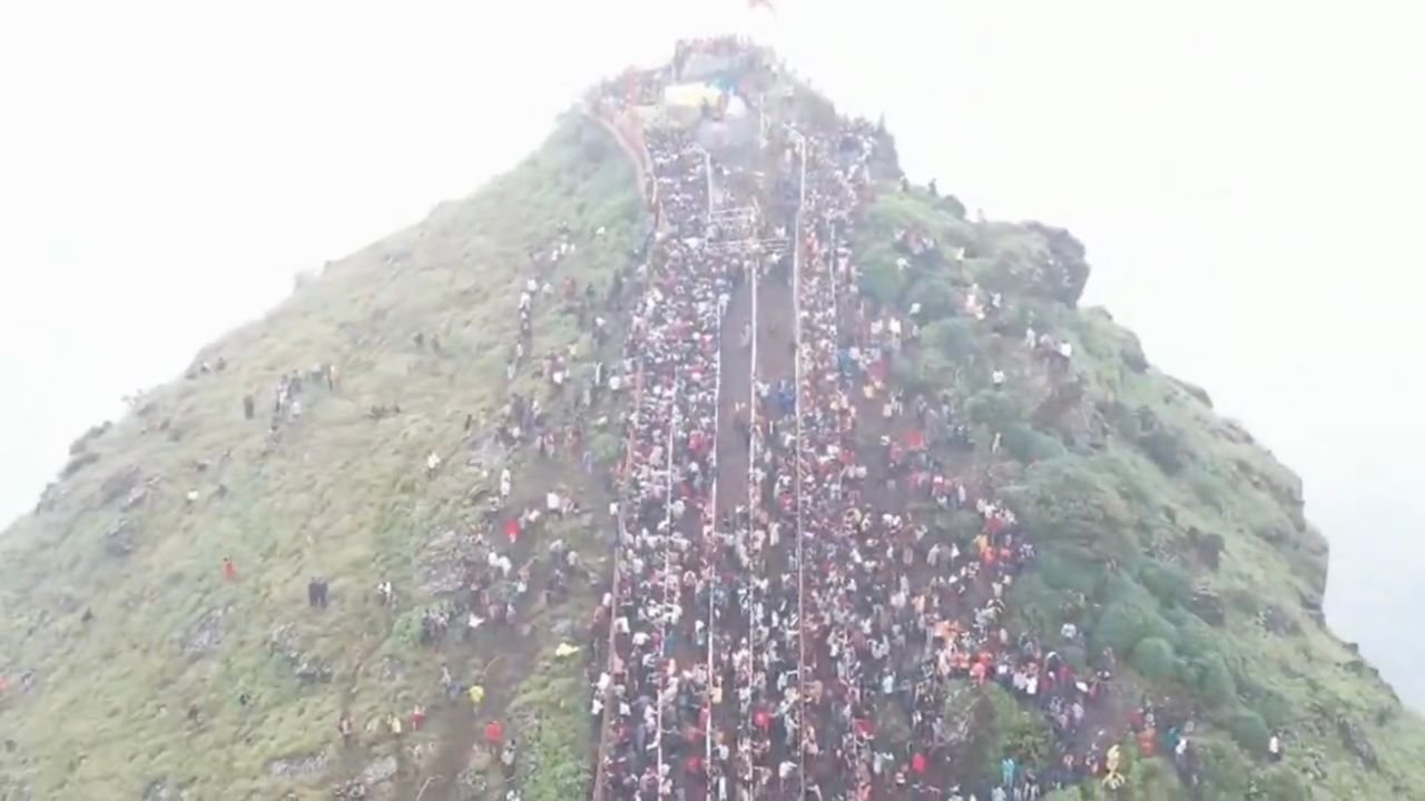 Deviramma hill temple stampede: Several injured amidst devotee surge