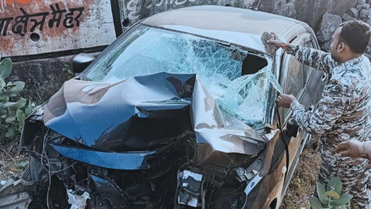 Four killed after car hits divider, overturns in MP’s Maihar