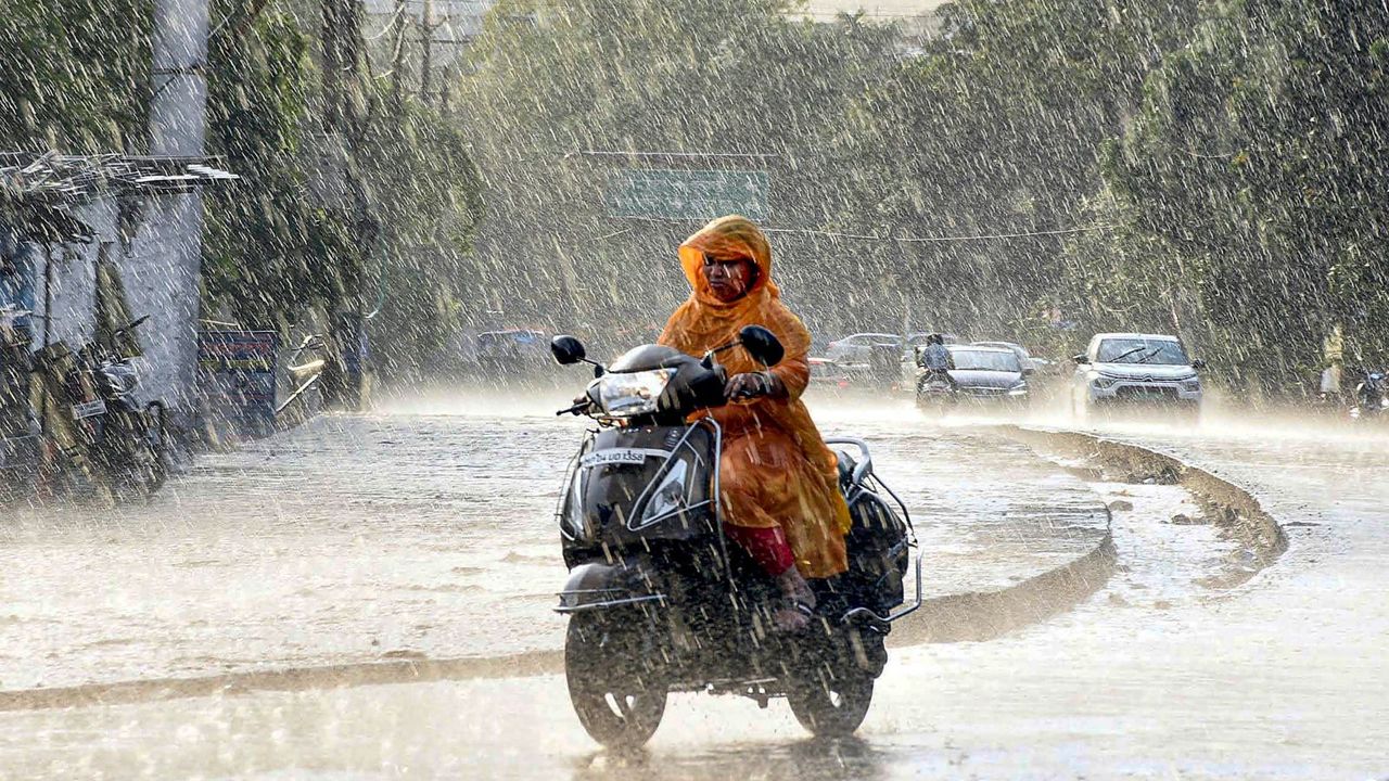 Overnight rainfall in MP; hailstorms likely today