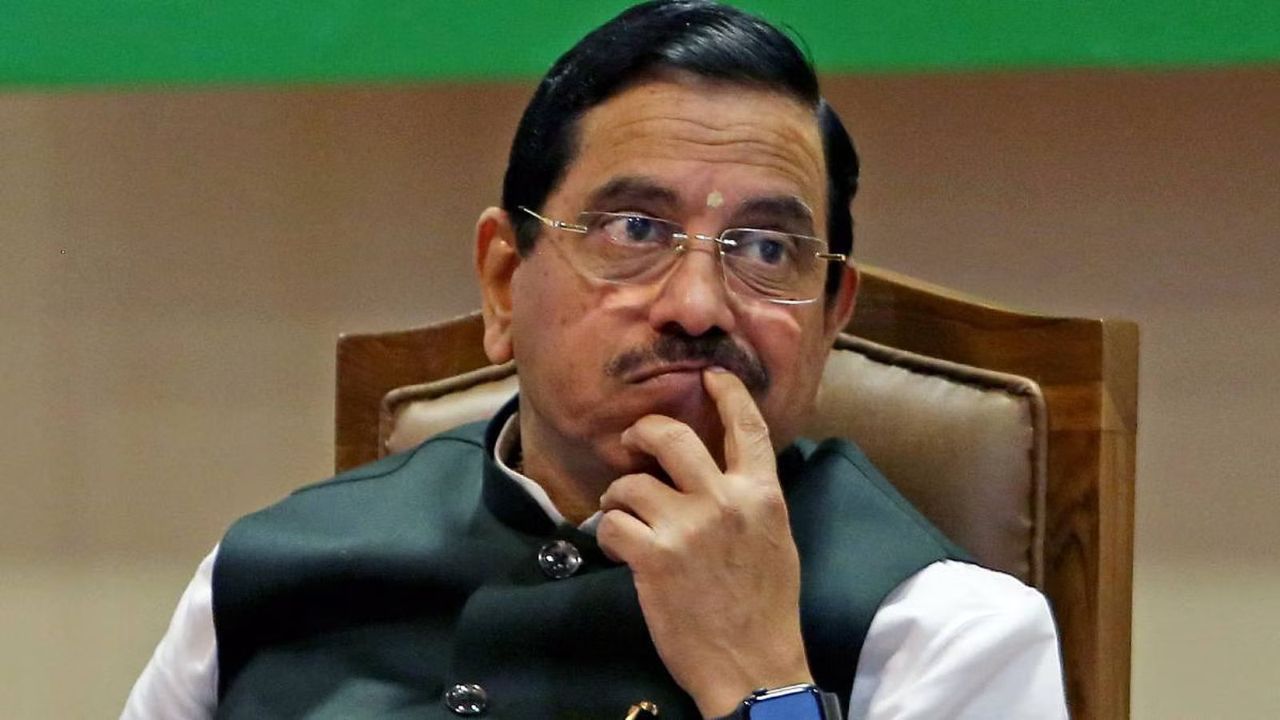 Ecomm cos must ensure transparency, trust, uphold consumer interest: Pralhad Joshi at Amazon event