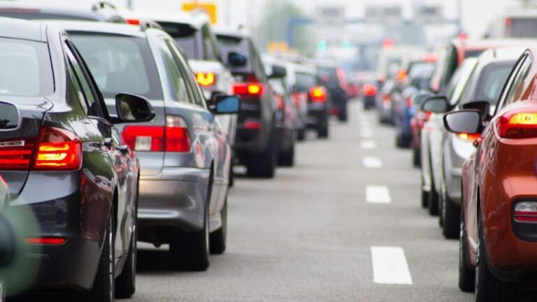 Sri Lanka lifts vehicles import ban for first time in 4 years