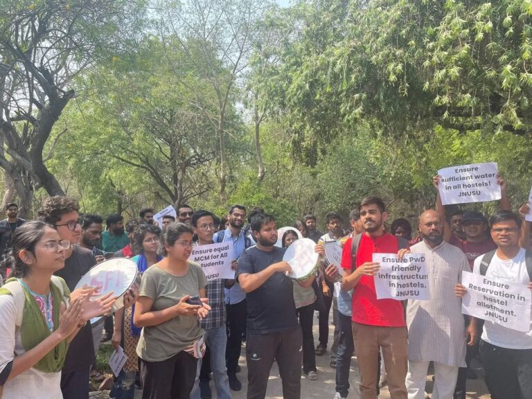When Manmohan Singh had requested JNU VC to be lenient with protesting students