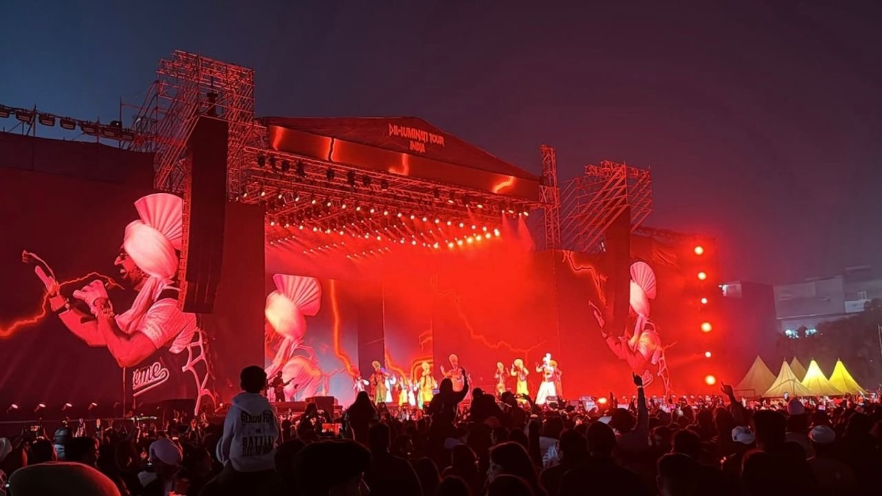 Diljit dedicates Chandigarh concert to Gukesh, recreates ‘Pushpa’ pose