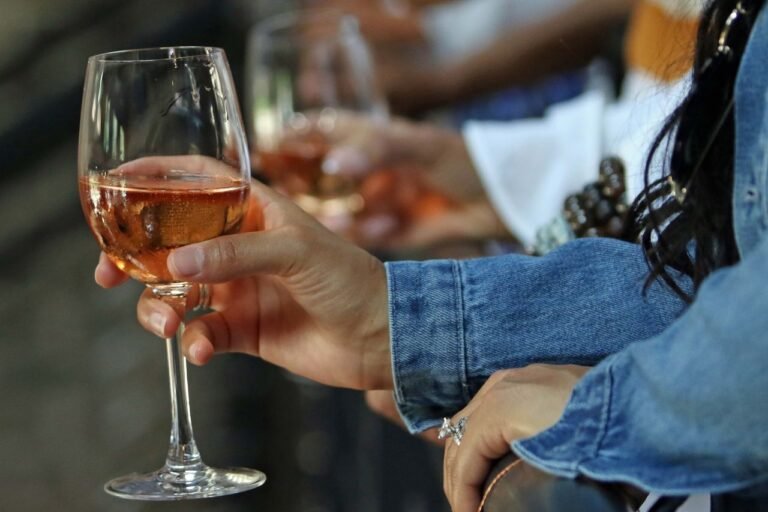 AI Express inaugural Surat-Bangkok flight records brisk liquor sales
