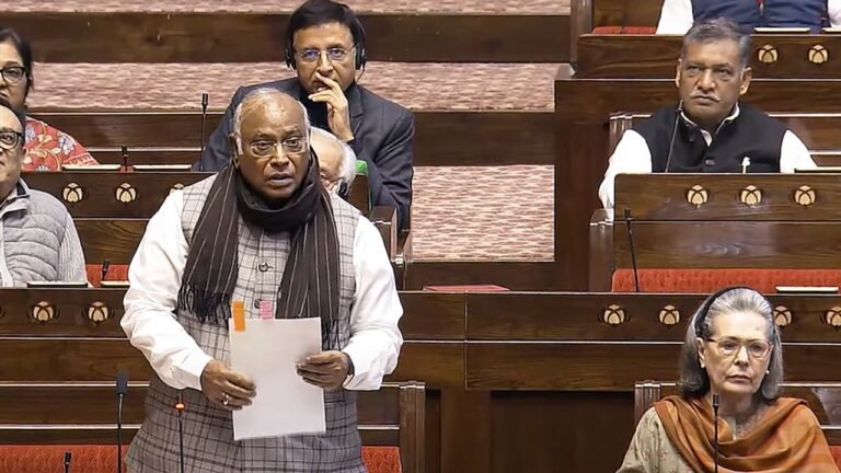 Congress alleges PM of twisting facts on Nehru; demands apology