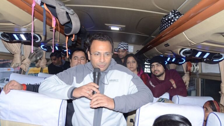 Delhi BJP’s slum outreach: Vishnu Mittal facilitates pilgrimage for locals