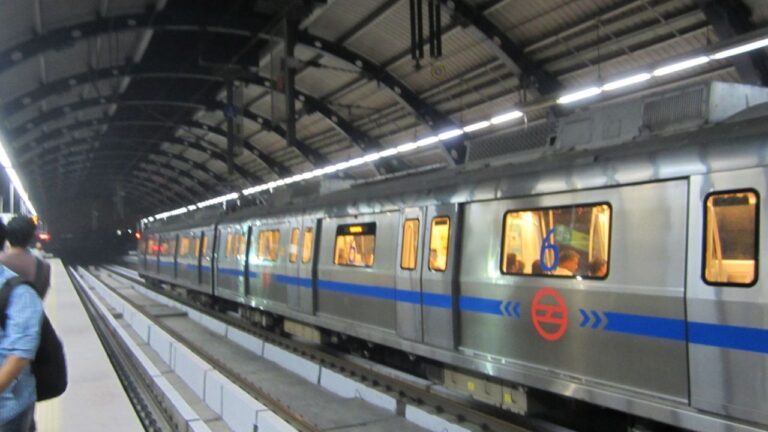 Cable theft hits services on Delhi Metro's Blue Line