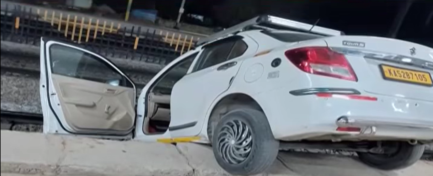 Karnataka | Tyakal Railway Station Witnesses Reckless Driving Incident