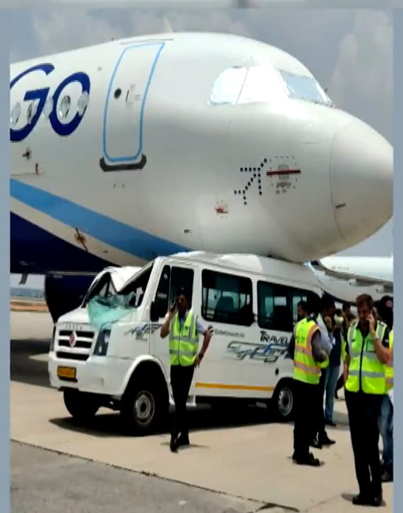Tempo Traveller Crashes into Parked IndiGo Aircraft at Bengaluru Airport
