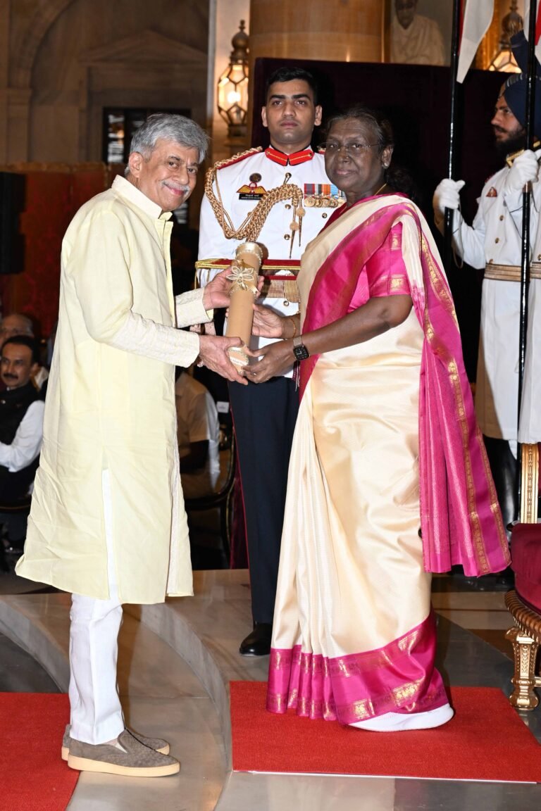 President Murmu Presents Padma Bhushan to Sandalwood Icon Anant Nag