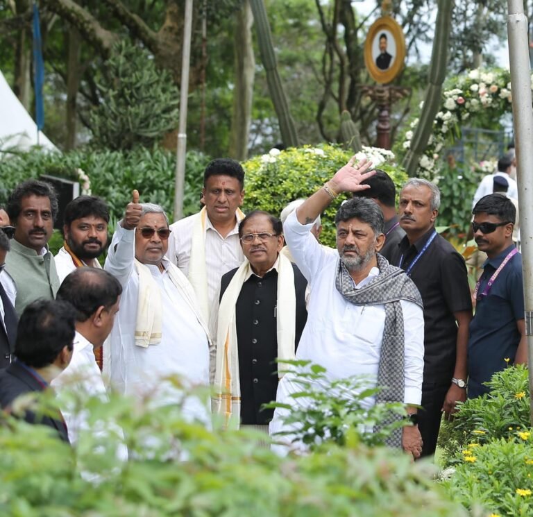 Siddaramaiah Asserts Full Term as CM Amid Leadership Buzz, DK Shivakumar Says ‘I Have No Other Option but to Support Him’