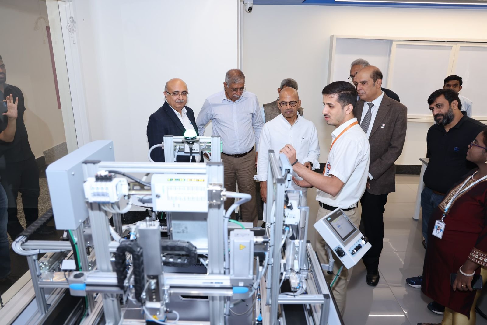 Karnataka Bats for Industry-Academia Collaboration to Bridge Skill Gaps, Empower Youth