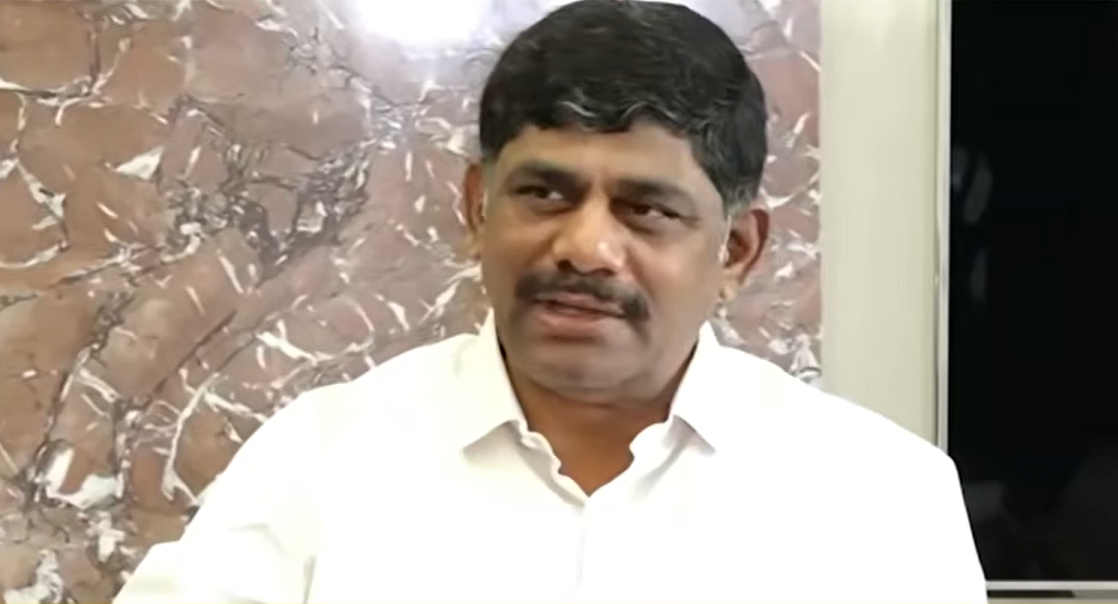 DK SuDK Suresh Expresses Wish for Brother DK Shivakumar to Become Karnataka CM, Says "Seat Not Vacant Now"resh Expresses Wish for Brother DK Shivakumar to Become Karnataka CM, Says "Seat Not Vacant Now"