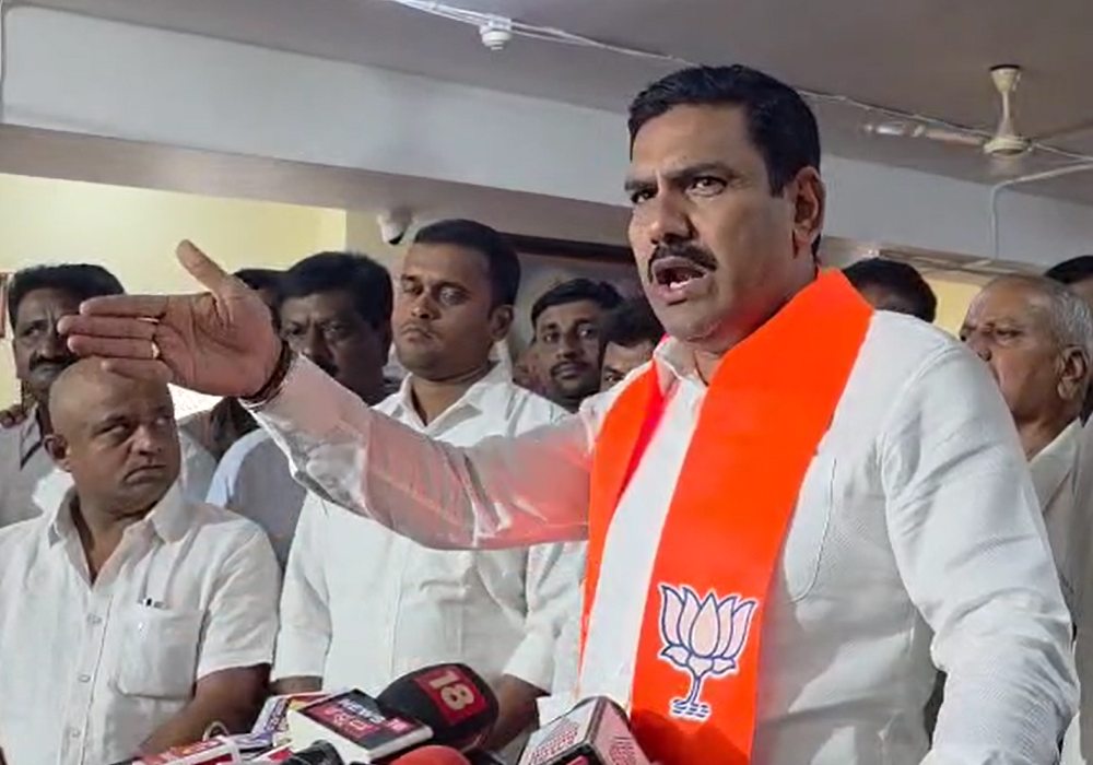 Vijayendra Slams IAS Officers’ Silence on CM’s Remarks, Questions Double Standards in Reaction to MLC Ravikumar’s Case