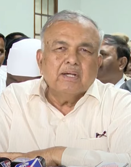 Karnataka| Strike Averted? Ramalinga Reddy Assures Normal Bus Services on August 5 Amid Court Stay and Negotiation Efforts
