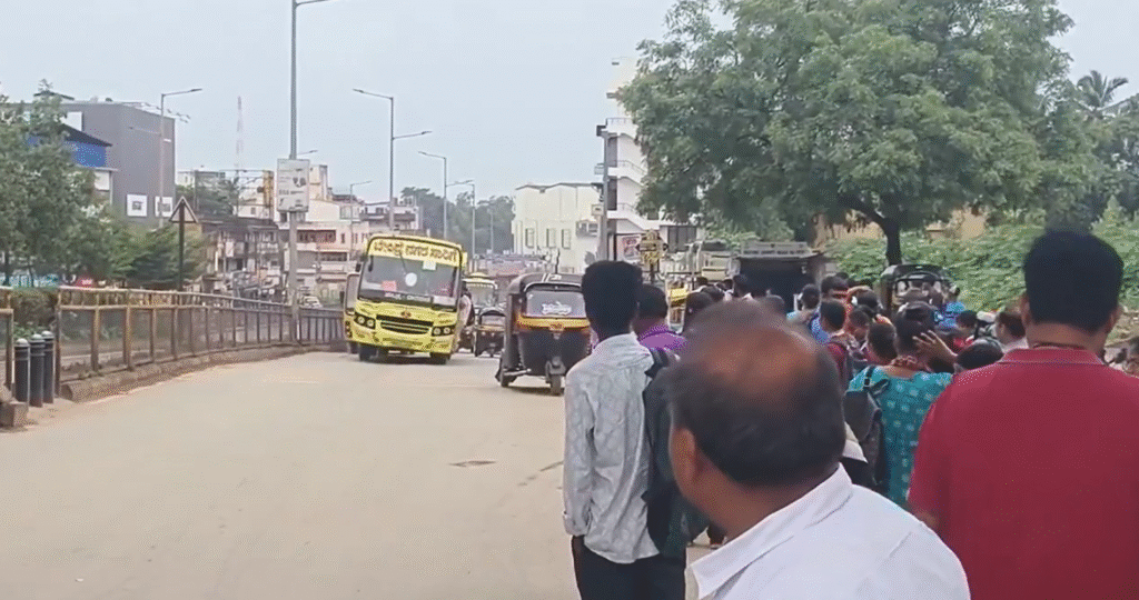 Karnataka Transport Strike BMTC KSRTC