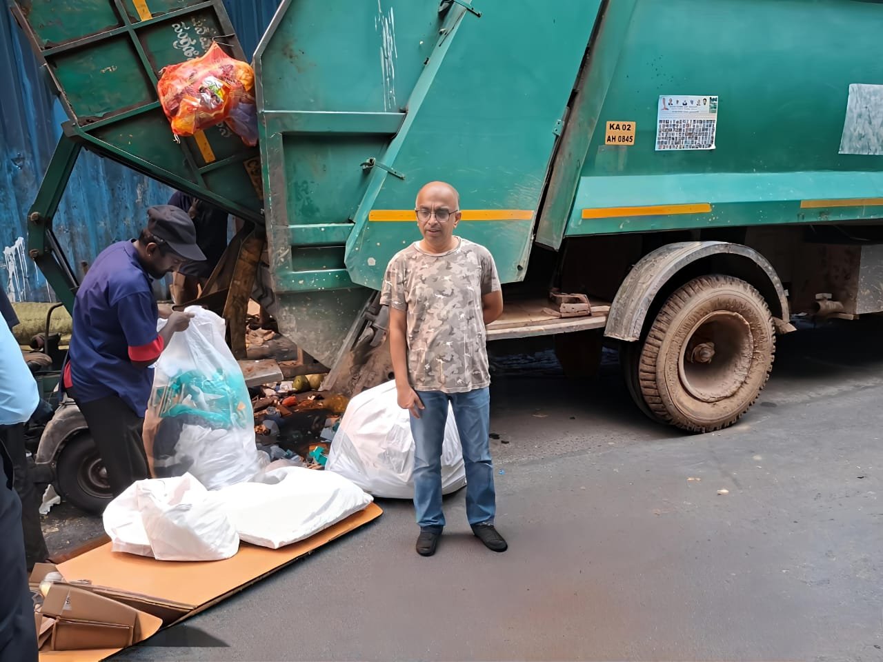 Strict Supervision and Door-to-Door Waste Segregation Boost Auto-Tipper Attendance to 95%, Says BSWML CEO Kareegowda