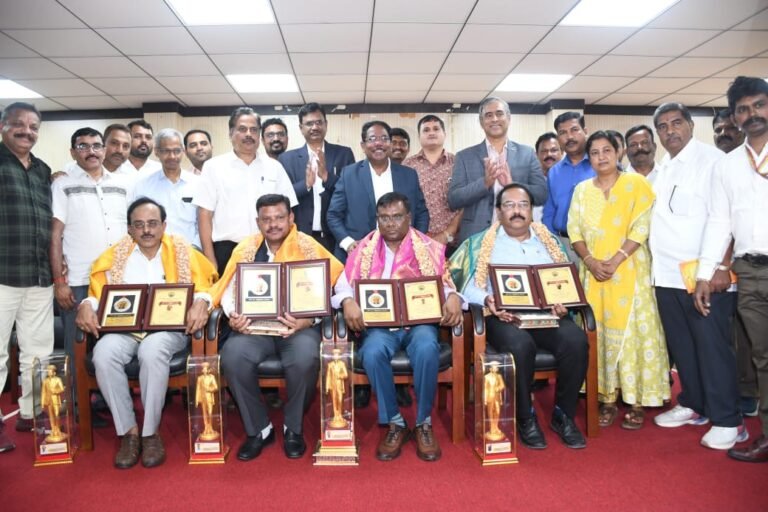 Engineers’ Day 2025: Maheshwar Rao Says Integrity Brings Recognition, Sir M. Vishveshvaraiah Awards Presented in Bengaluru
