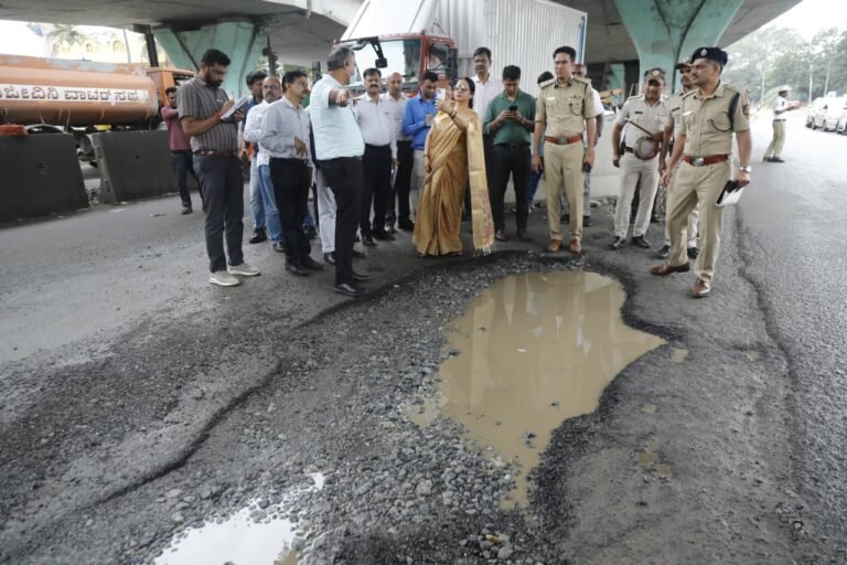 Bengaluru Outer Ring Road to See Major Upgrades: Chief Secretary Shalini Rajneesh Orders Urgent Fixes to Ease Traffic Woes