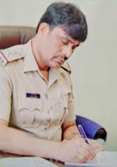 Bengaluru Drug Scandal: 11 Police Personnel, Including Chamarajpet Inspector, Suspended for Alleged Links with Peddlers