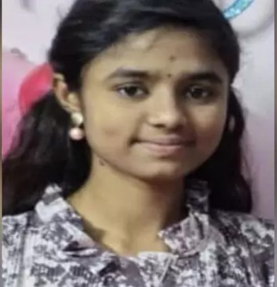 Bengaluru Road Tragedy: 22-Year-Old B.Com Student Dies After Hitting Pothole, Run Over by Tipper Near Budigere Cross