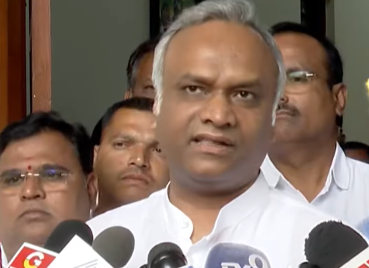 “Threat Calls, Public Debates, and the RSS Ban Row: Priyank Kharge vs BJP Turns into a Political Showdown”