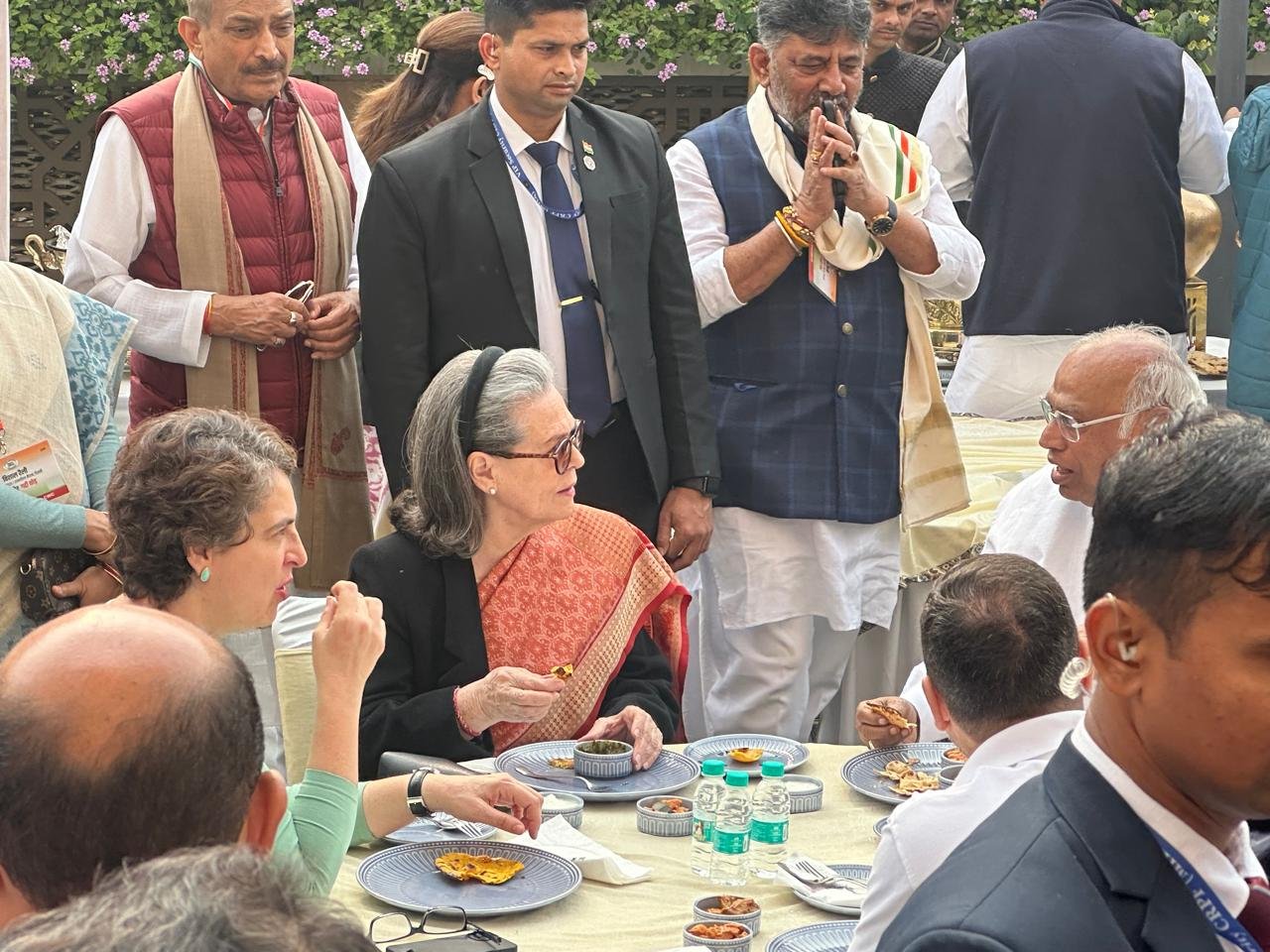 ‘It Was Only a Courtesy Visit’: DK Shivakumar Dismisses Speculation After Meeting Sonia, Rahul Gandhi in Delhi