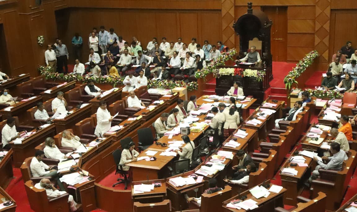 When Officers Don’t Answer Calls: Karnataka MLCs Flag Breakdown of Governance