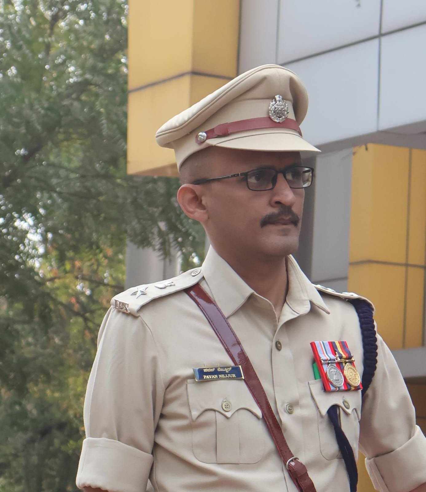 Barely a Day in Office: Ballari SP Suspended After Congress Worker’s Death in Valmiki Statue Clash