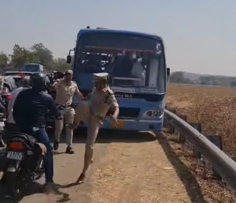 Mysuru SP Caught on Camera Attempting to Kick Biker to Clear Traffic for CM Convoy; Video Sparks Outrage Over VIP Policing Culture