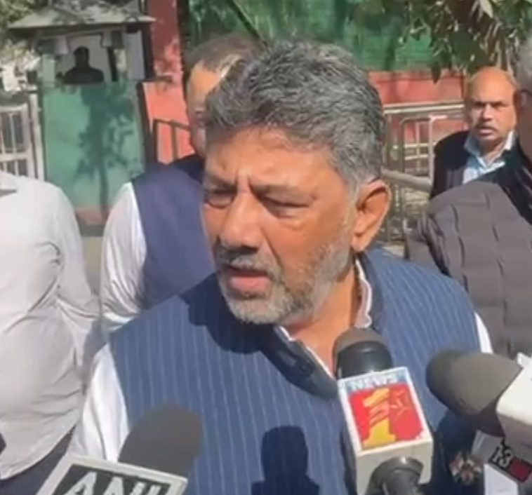 “I Came for Politics, Not Fresh Air”: DK Shivakumar’s Sharp Delhi Remark Sparks Speculation