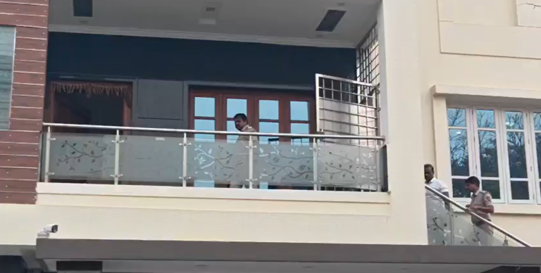 Gang Impersonating Police Robs ₹20 Lakh Cash and Gold from Real Estate Businessman’s House in BEL Layout