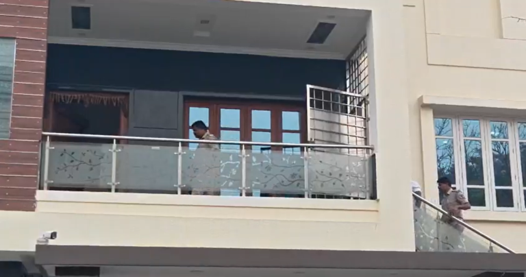 Gang Impersonating Police Robs ₹20 Lakh Cash and Gold from Real Estate Businessman’s House in BEL Layout