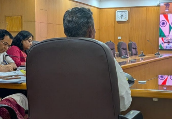 Karnataka Food, Civil Supplies and Consumer Affairs Minister K. H. Muniyappa presented a detailed status report on LPG supply, fertilizer availability, and law and order during a high-level video conference chaired by Prime Minister Narendra Modi.