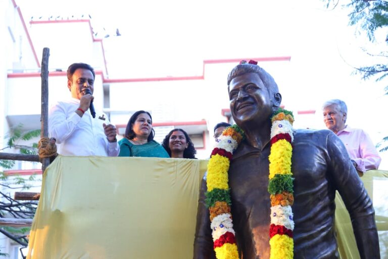Statue of Late Actor Puneeth Rajkumar Unveiled at Sankey Tank