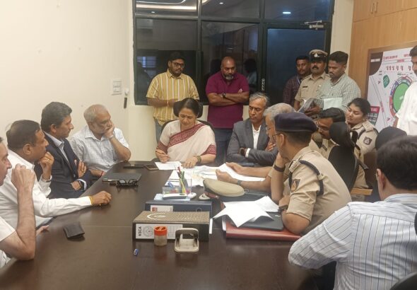 High Alert in Bengaluru Ahead of IPL: Chief Secretary Shalini Rajneesh Reviews Stadium, Traffic & Metro Safety