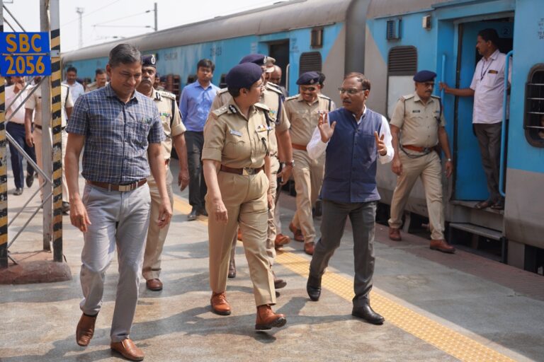 DG RPF Sonali Mishra Reviews Security Preparedness Across Bengaluru Railway Stations