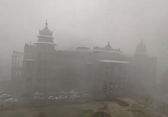 Heavy Rain Hits Bengaluru After Heatwave; Waterlogging Reported Even Inside Vidhana Soudha