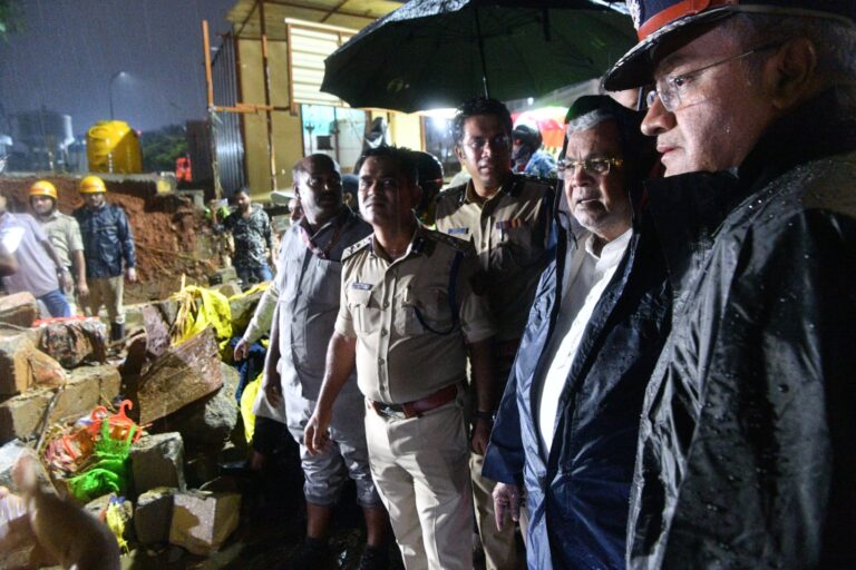 7 Killed in Wall Collapse Near Bowring Hospital After Sudden Rain; CM Siddaramaiah Announces ₹5 Lakh Compensation