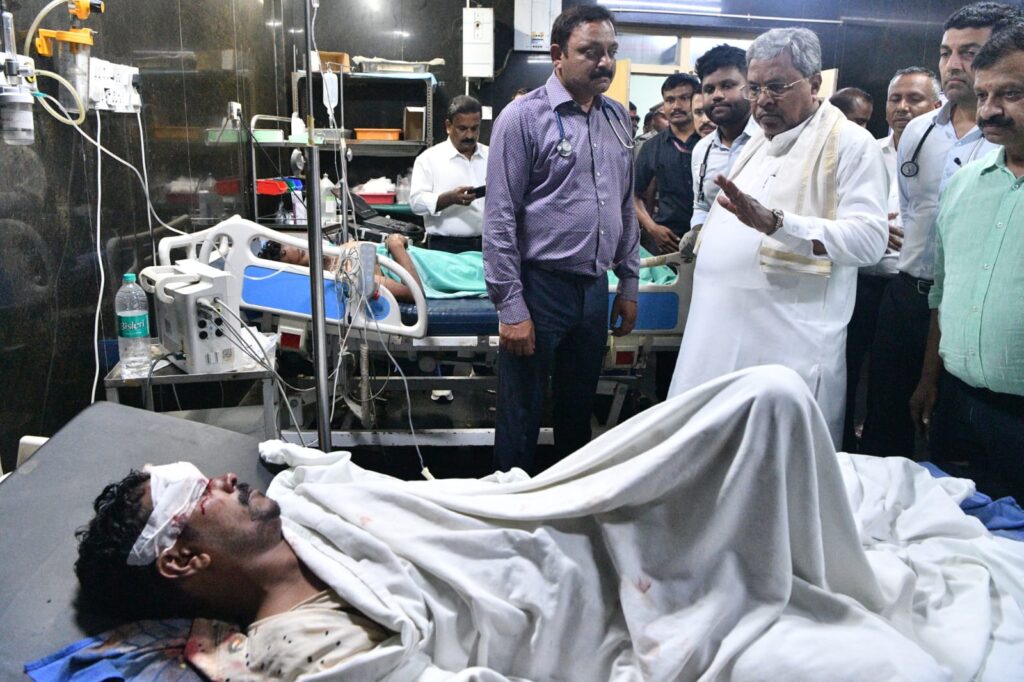 7 Killed in Wall Collapse Near Bowring Hospital After Sudden Rain; CM Siddaramaiah Announces ₹5 Lakh Compensation