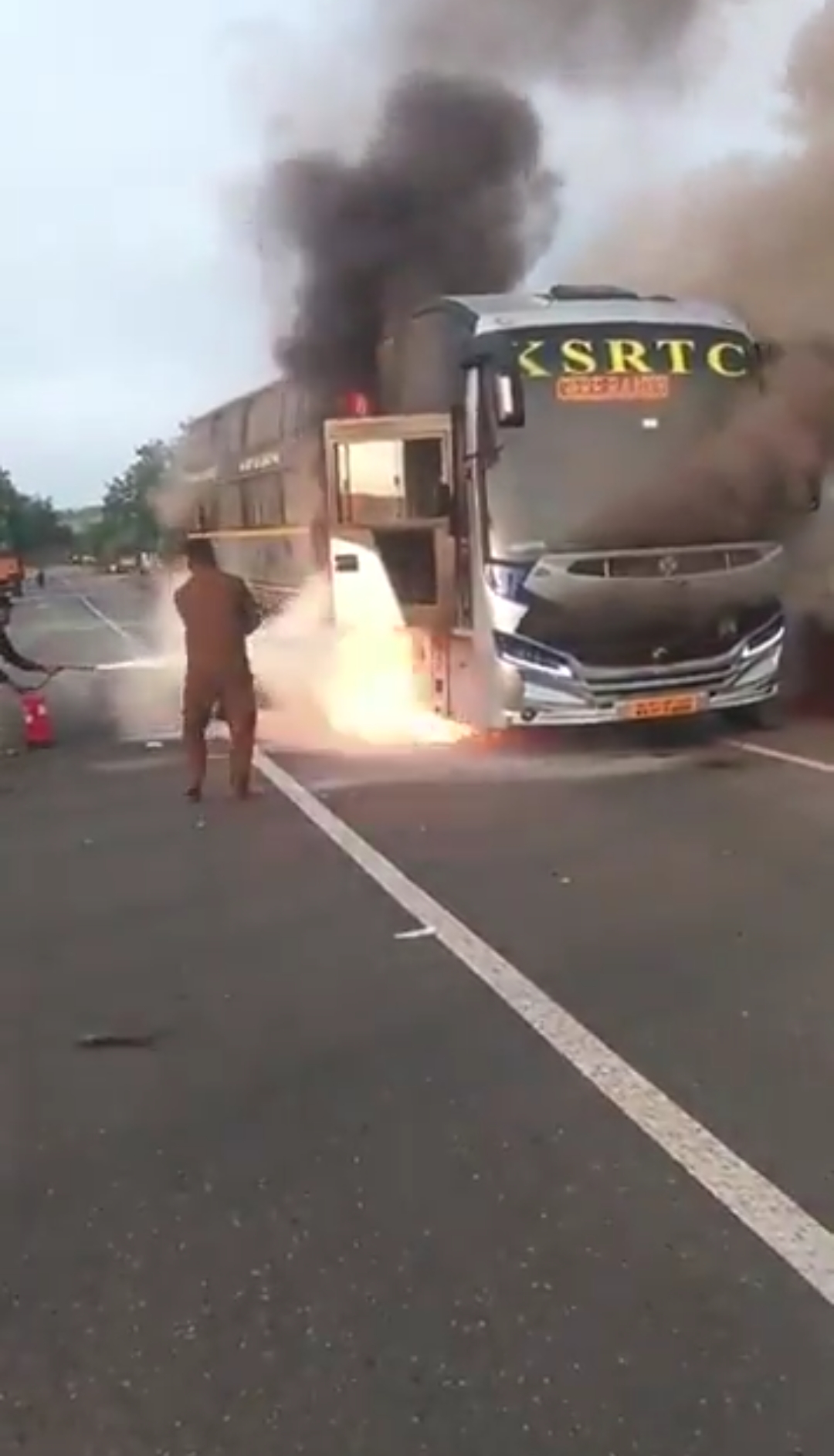 KSRTC ‘Pallakki’ Bus Gutted in Haveri Fire, 17 Passengers Escape Unhurt